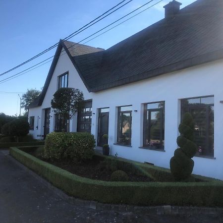 La vila chambre D'hôtes Bastogne Exterior foto